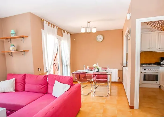 Cl11 Nice Townhouse With Sea Views