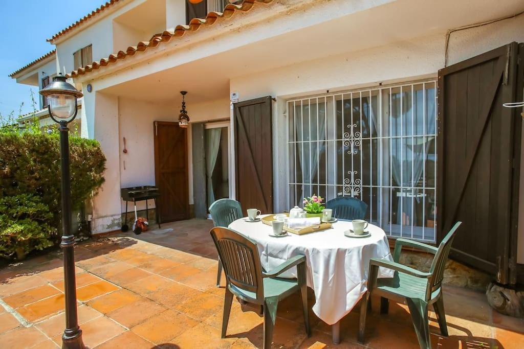 Cl11 Townhouse With Sea Views *
